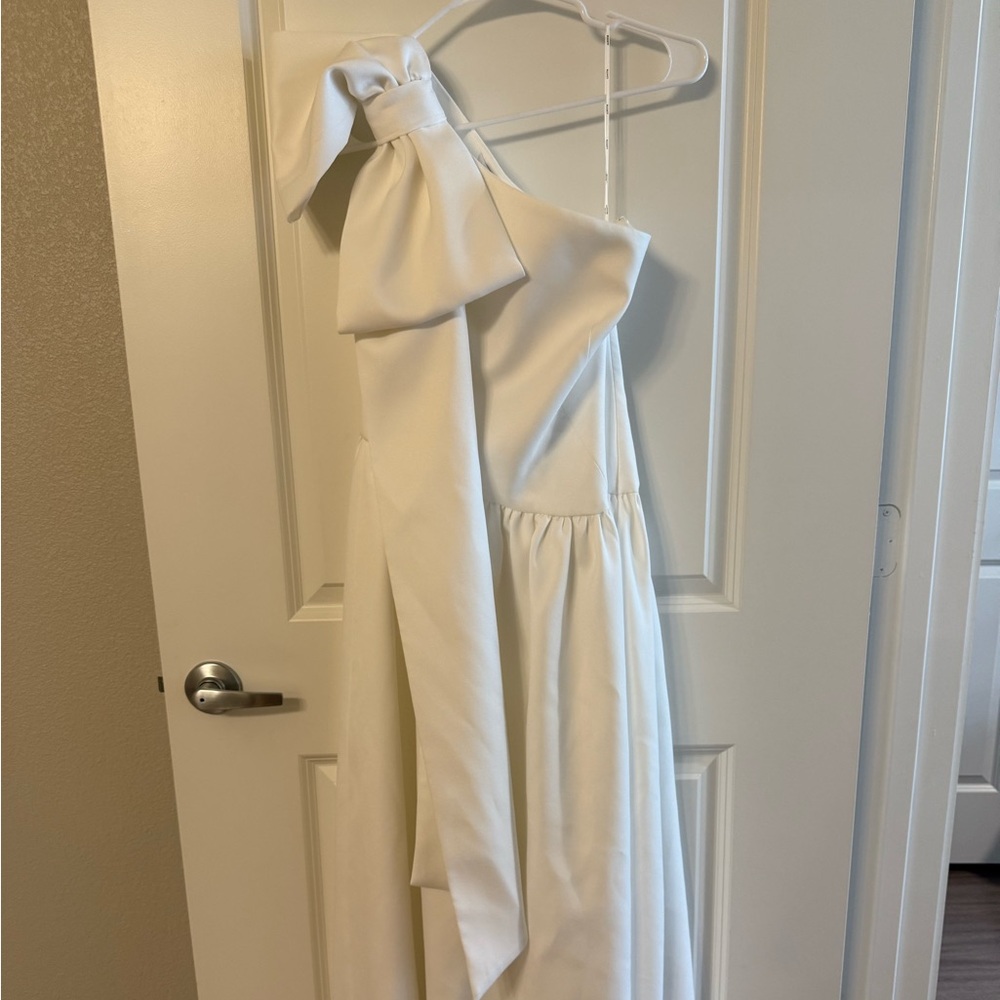 Elegant White One-Shoulder Dress with Bow From Revolve